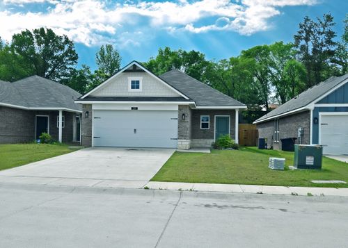 200 Blue Bird Ln, Mineola, TX, 75773-1061 | Card Image