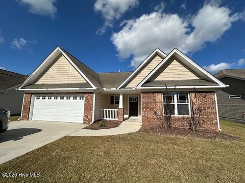 305 Falcon Bridge Dr, New Bern, NC, 28560-1815 | Card Image