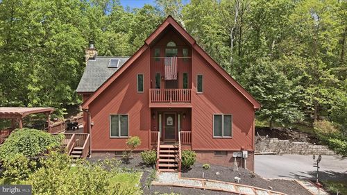 54 Sumac Ln, HARPERS FERRY, WV, 25425-5205 | Card Image