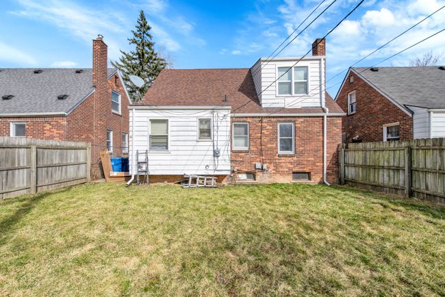 20821 Blackmar Ave, House other with 3 bedrooms, 2 bathrooms and null parking in Warren MI | Image 20