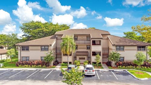 9971-9971 Nob Hill Pl, Sunrise, FL, 33351-4644 | Card Image