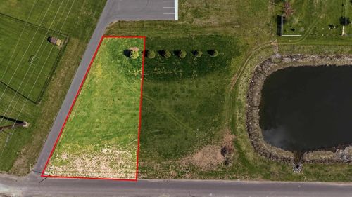 1539 Freedom Meadows Drive, NEENAH, WI, 54956 | Card Image