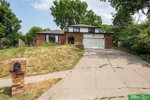 511 S 150th Cir, Omaha, NE, 68154-2803 | Card Image