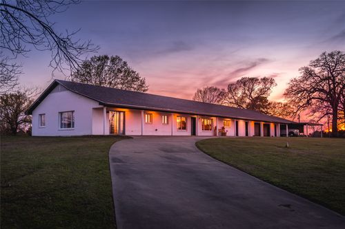 338 Cherokee Ln, Gladewater, TX, 75647-9503 | Card Image