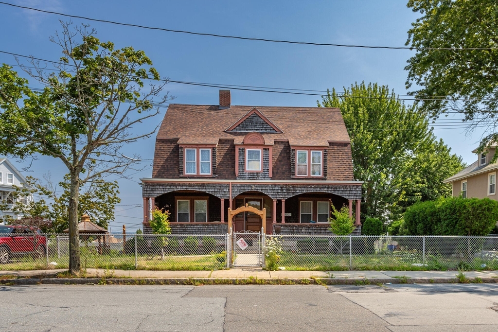 Mount Pleasant St, New Bedford, MA 02746