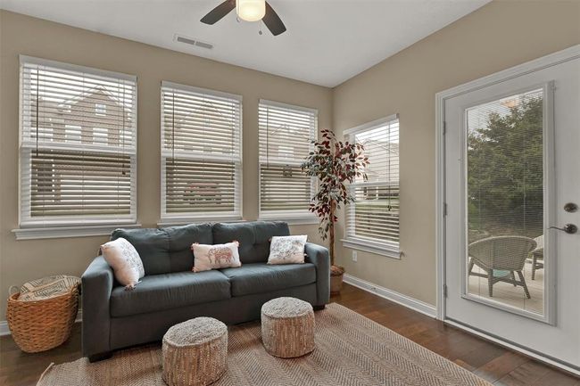 LOTS OF WINDOWS PROVIDE GREAT COMFORT & SUNSHINE! | Image 15