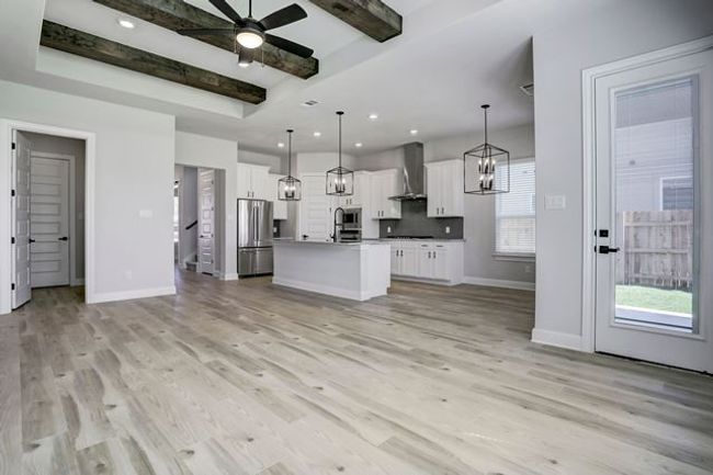 17309 Howdy Way, House other with 3 bedrooms, 3 bathrooms and null parking in Manor TX | Image 4