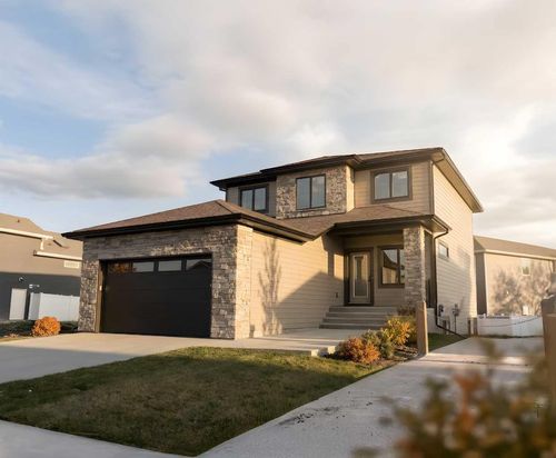 726 Sixmile End S, Lethbridge, AB, T1K8G4 | Card Image