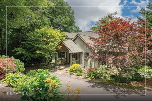 614 Fairway Dr, Lake Toxaway, NC, 28747-7503 | Card Image