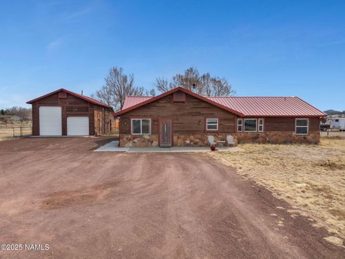 9475 N Lunar Dr, Flagstaff, AZ, 86004-3116 | Card Image