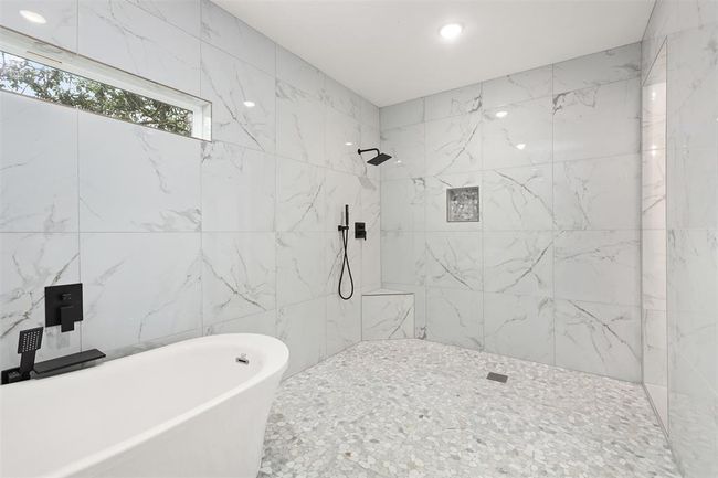 A second view of the shower room | Image 19