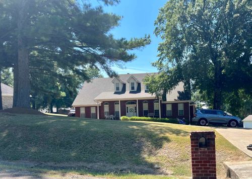 1321 Martin Dr E, Wynne, AR, 72396-8002 | Card Image