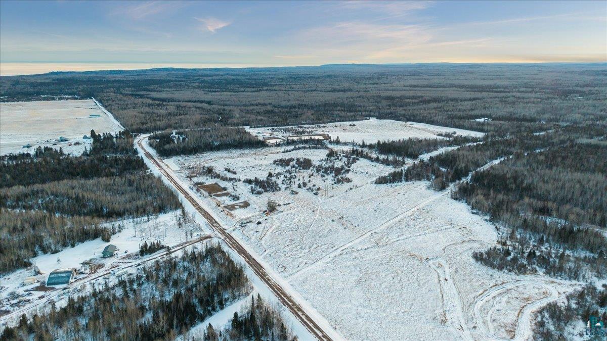 Land in Silver Bay 4
