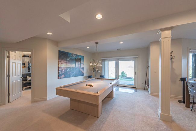 Doorwall out to patio | Image 79