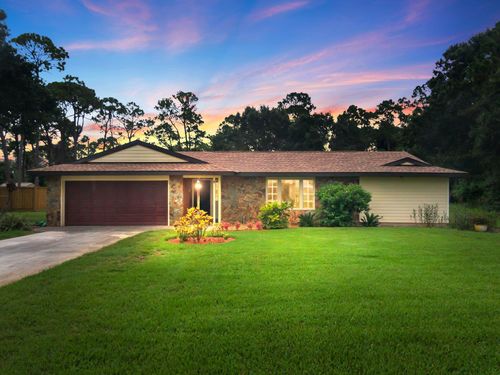 8480 Hidden Pines Rd, Fort Pierce, FL, 34945-3150 | Card Image