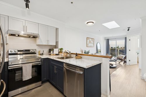 cru5-1503 W 66th Ave, Vancouver, BC, V6P2R8 | Card Image