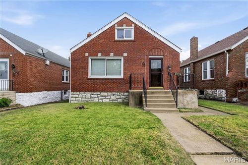 4151 Loughborough Ave, Saint Louis, MO, 63116-2807 | Card Image