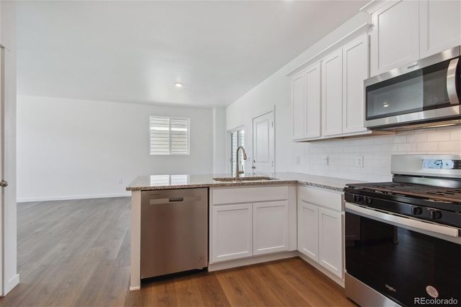681 N Tempe St, House other with 3 bedrooms, 3 bathrooms and 2 parking in Aurora CO | Image 8