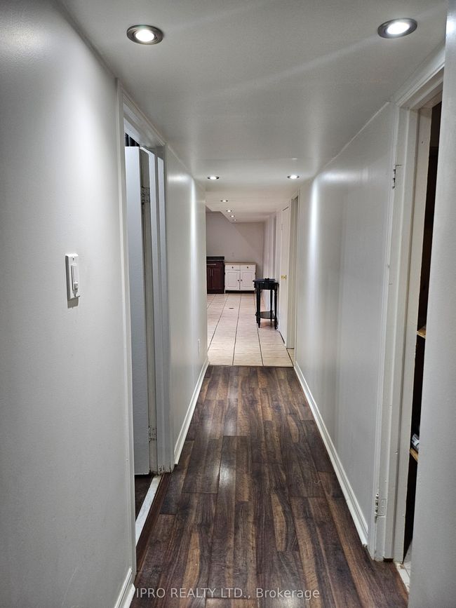 BASEMENT - 26 Bairstow Cres, House other with 2 bedrooms, 1 bathrooms and 1 parking in Etobicoke ON | Image 8