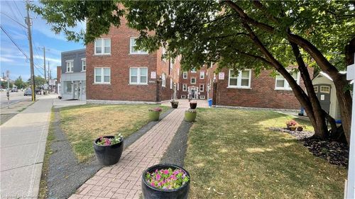 303-1544 King St E, Hamilton, ON, L8K1S9 | Card Image