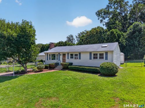 17 Sycamore Rd, Niantic, CT, 06357-1423 | Card Image