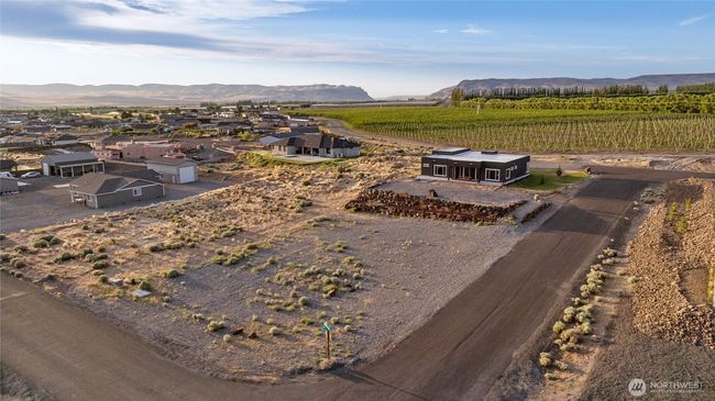 101 Wren Loop N, House other with 3 bedrooms, 3 bathrooms and 3 parking in Mattawa WA | Image 13