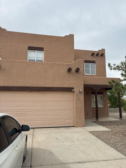 5401 Saturnia Rd Nw, Albuquerque, NM, 87114-5286 | Card Image