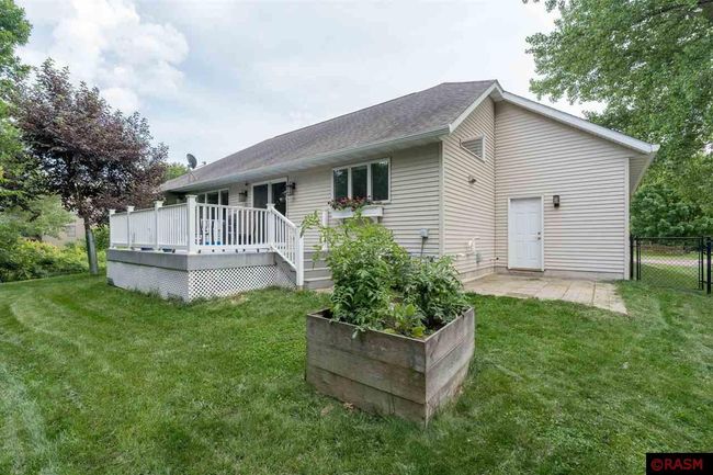 404 Ledlie Ln, House other with 4 bedrooms, 3 bathrooms and null parking in Mankato MN | Image 23
