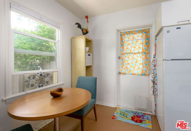 10739 Jefferson Blvd, Home with 4 bedrooms, 2 bathrooms and 2 parking in Culver City CA | Image 32