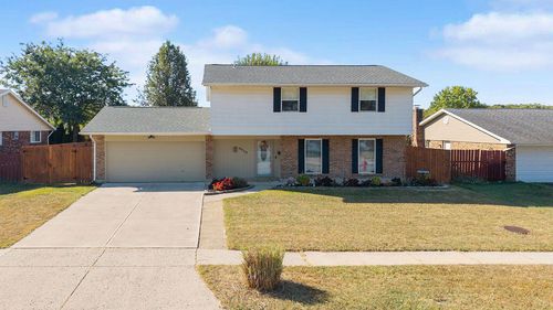 6770 Locustview Dr, Huber Heights, OH, 45424-2723 | Card Image
