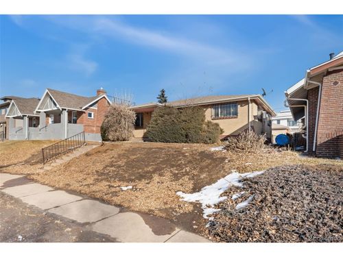 2730 N Columbine St, Denver, CO, 80205-4742 | Card Image