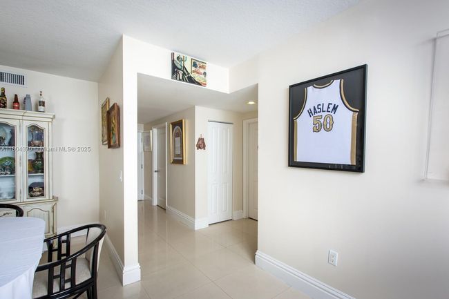 APT-3106 - 1250 S Miami Ave, Condo with 3 bedrooms, 2 bathrooms and null parking in Miami FL | Image 22