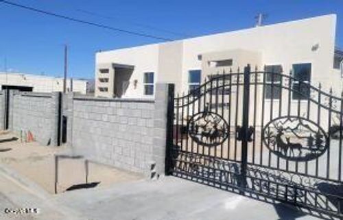 b-225 Antone St, Sunland Park, NM, 88063-9648 | Card Image