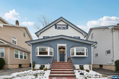 31 Fernwood Ter, Nutley, NJ, 07110-1203 | Card Image