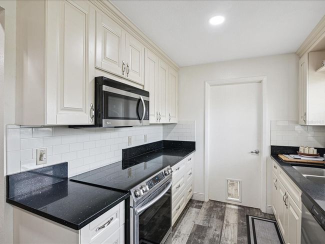 D - 8158 Sturbridge Ct, Condo with 2 bedrooms, 2 bathrooms and null parking in Weeki Wachee FL | Image 21