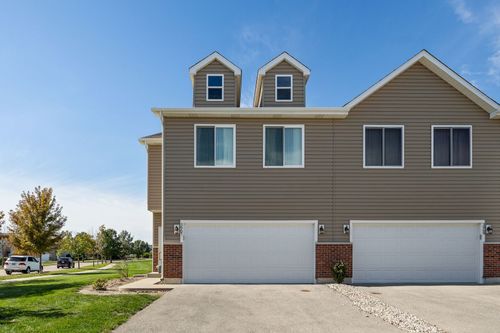 3967 Evans Ct, Yorkville, IL, 60560-5102 | Card Image