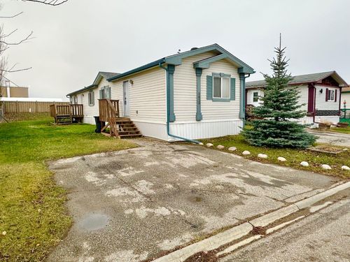 8620 91 St, Grande Prairie, AB, T8X1V6 | Card Image