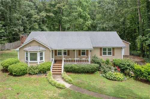 1904 Britt Dr, snellville, GA, 30078-2812 | Card Image