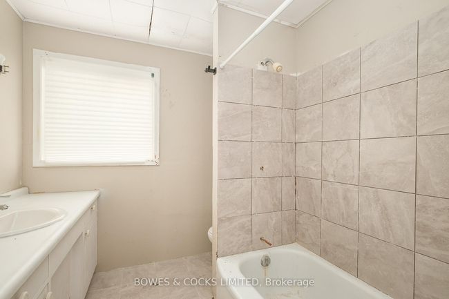 3825 Ganaraska Rd, Home with 0 bedrooms, 2 bathrooms and 2 parking in Campbellcroft ON | Image 12