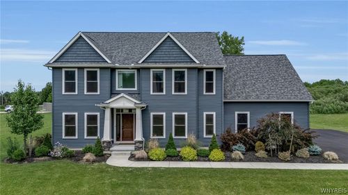2240 Lapham Rd, East Aurora, NY, 14052-2723 | Card Image