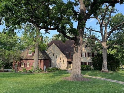 2221 Twin Oak Rd, Peru, IL, 61354-1511 | Card Image