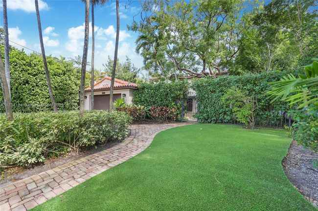6121 Lagorce Dr, House other with 4 bedrooms, 2 bathrooms and null parking in Miami Beach FL | Image 4