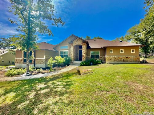116 Hidden Forest Dr, La Vernia, TX, 78121-5904 | Card Image