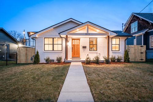 915 Wedgewood Ave, Nashville, TN, 37203-5428 | Card Image