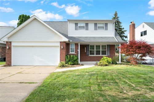 12851 Grand Haven Dr, Sterling Heights, MI, 48312-3222 | Card Image