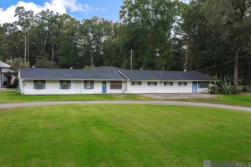 17548 Planchet Rd, Greenwell Springs, LA, 70739-3742 | Card Image