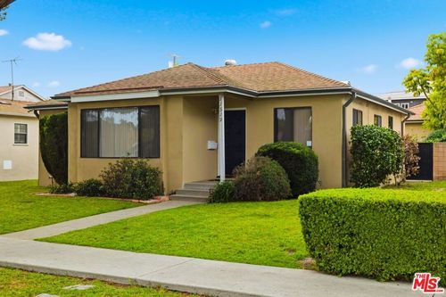 11519 National Boulevard, Los Angeles, CA, 90064 | Card Image