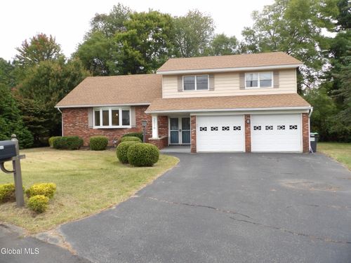2016 Lisa Ln, Schenectady, NY, 12303-4516 | Card Image