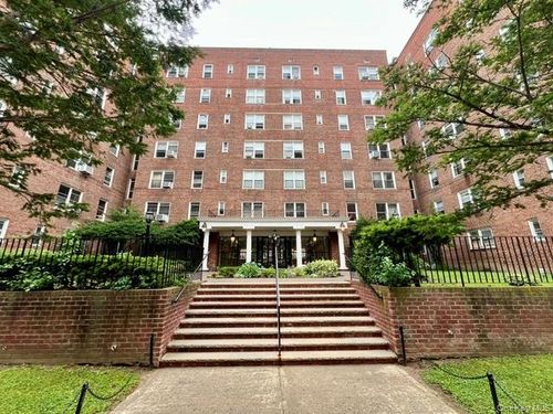 1h-105-25 64th Ave, Forest Hills, NY, 11375-1600 | Card Image