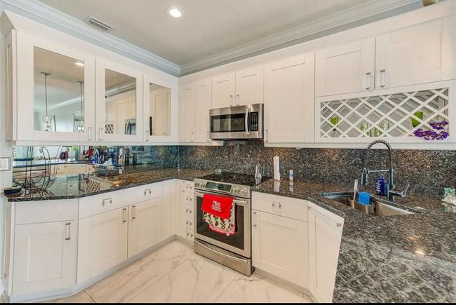 150 Brent Cir, Townhouse with 3 bedrooms, 3 bathrooms and null parking in OLDSMAR FL | Image 6